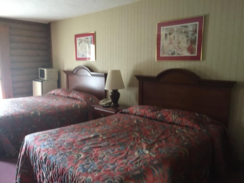 Highland Hills Motel & Cabins Boone Oda fotoğraf